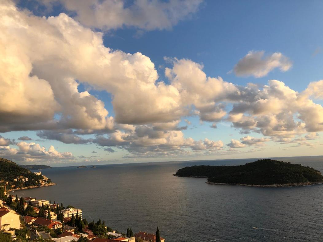 Spacious 2 Bedroom Apt Luxeview- Oldtownview, 10Min To Town Dubrovnik Kültér fotó