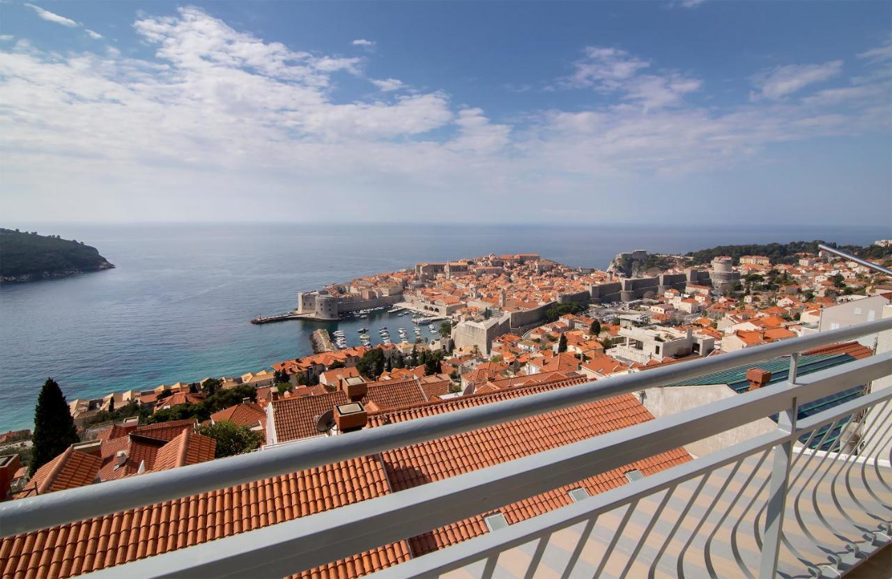 Spacious 2 Bedroom Apt Luxeview- Oldtownview, 10Min To Town Dubrovnik Kültér fotó